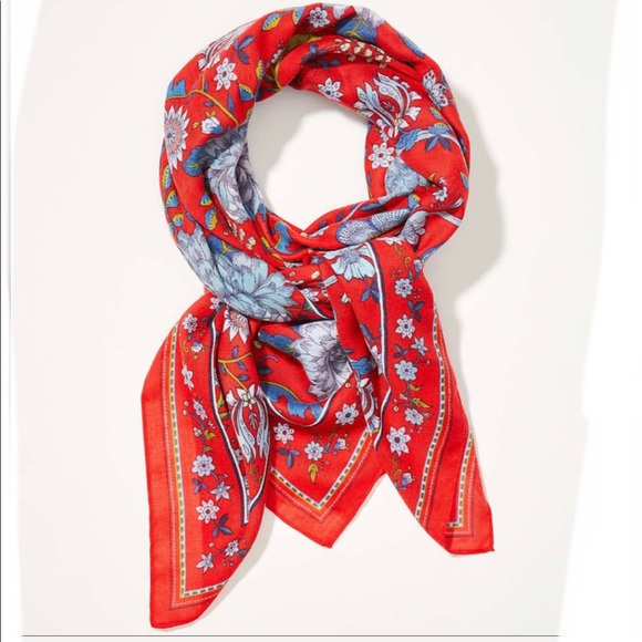 LOFT Accessories - 🎉HP🎉 NWT Loft Red Floral Square Scarf